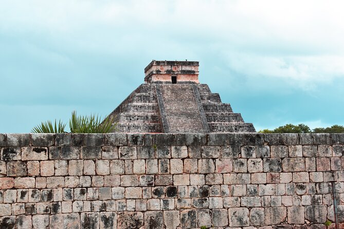 Discover Chichén Itzá & a Sacred Cenote. Lunch and transportation included. - Chichén Itzá: what you get from the 2-hour guided block