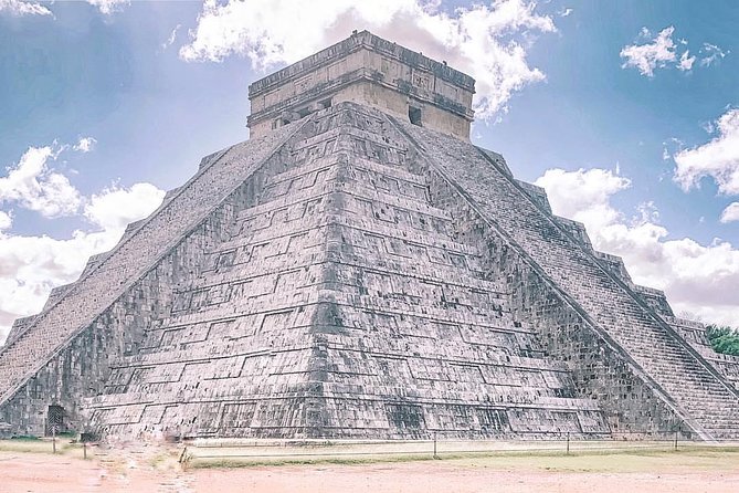 Discover Chichen Itza from Cancun or Maya Riviera - Getting picked up in Cancun or the Maya Riviera (and why the first hour matters)