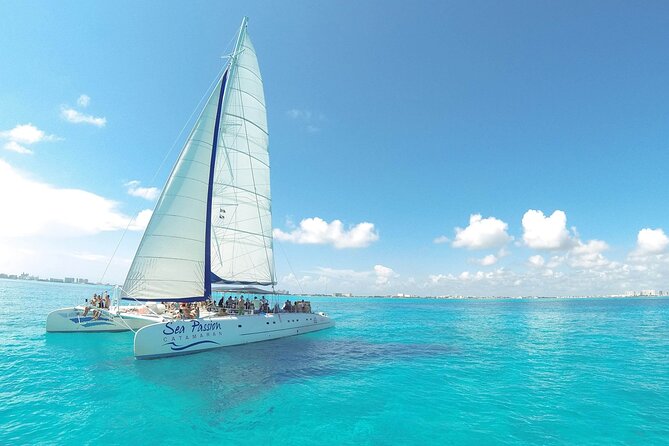 Discover Isla Mujeres tour with snorkel, buffet and open bar - Should You Book This Isla Mujeres Catamaran Tour?