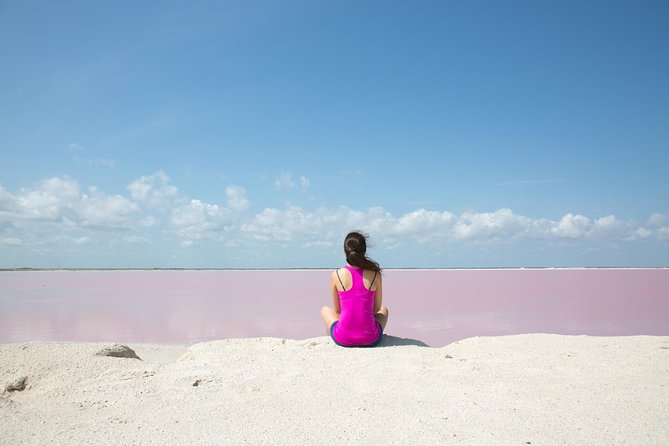 Discover the FABULOUS PINK WATERS in the Caribean - The Crocodile Farm: Hands-On Fun Versus Animal-Welfare Questions