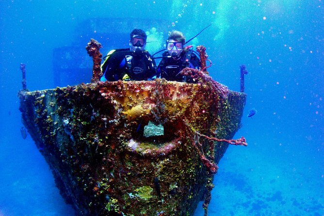 Diving in Cancun for Certified Divers | 2 Dives | All Inclusive - Who this is for, and who should sit this one out