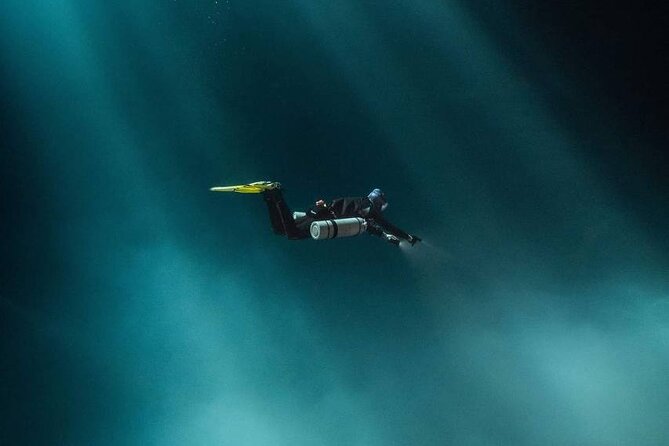 Diving in Cenotes: discovering the Mayan Underworld - The Cenote Walkthrough, Entry Points, and That Photo Window