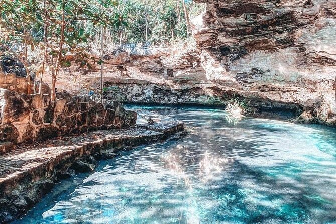 Eco Park Casa Tortuga Cenotes and Tulum Ruins! Riviera Maya Round Transportation - Stop 3 and 4 in Tulum and Playa del Carmen: quick photo moments and Fifth Avenue time