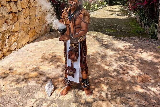 Ek Balam Ruins, Cenote & Magic Town of Uayma – All Inclusive Tour - Getting from Cancun: the early start and the A/C van rhythm