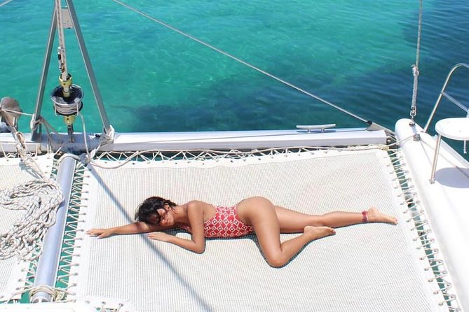 Enjoy an amazing day in Isla Mujeres with snorkeling food, drinks and round trip - Snorkeling at the channel reef: what you can expect in the water