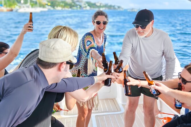 Exclusive Isla Mujeres and Cancun Private Yacht Tour - Snorkeling near Isla Mujeres: What you actually see