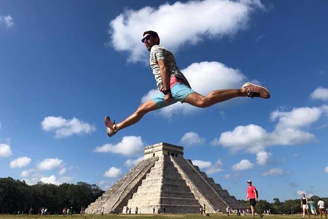 Excursion to Chichén Itzá, Valladolid and Cenote xcajum - Staff Language and Group Flow: How to Stay in the Right Lane