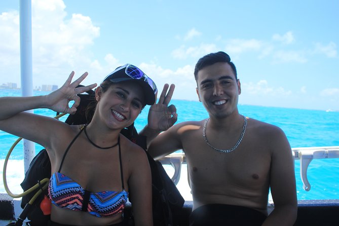 For certified Divers Experience the Under Water Museum and the Manchones Reef - The Instructor and the Small-Group Advantage (Where the Reviews Shine)