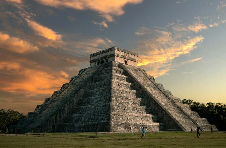 From Cancun: Chichén Itzá, cenote, Valladolid, and Tequila - Key points before you go