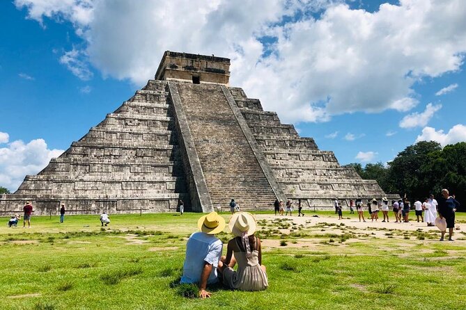 Full Day Tour Chichén Itzá Cenote Saamal Valladolid with buffet - Chichén Itzá: 50 minutes guided, 40 minutes to explore your way