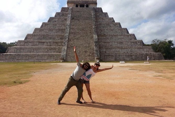 Full-Day Tour Chichen Itza, Valladolid and Cenote open bar in bus - Valladolid walk: 30 minutes is enough for a quick taste
