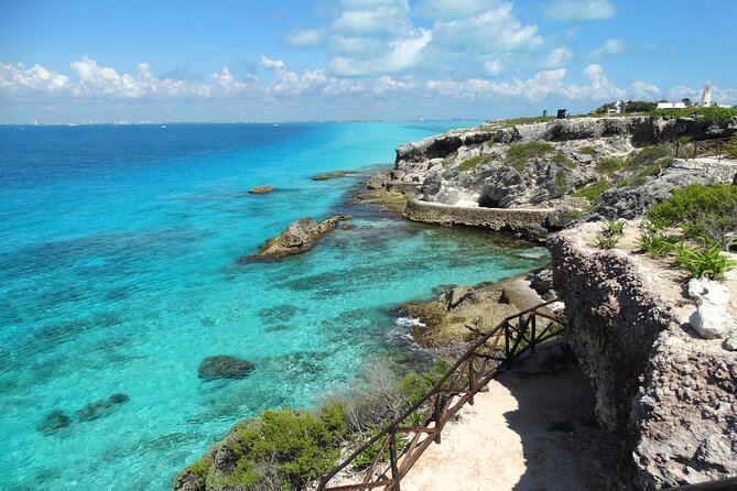Garrafon Park in Isla Mujeres from Cancun - Key points that make this Garrafón Park VIP day special