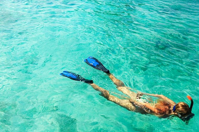 Half-Day Puerto Morelos Snorkeling Experience with Lunch - Equipment, phones, lockers, and other small friction points