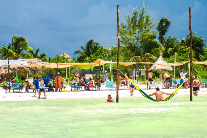 Holbox Island Tour departure from Cancun - Isla Holbox time: guided 3 hours on a relaxed island