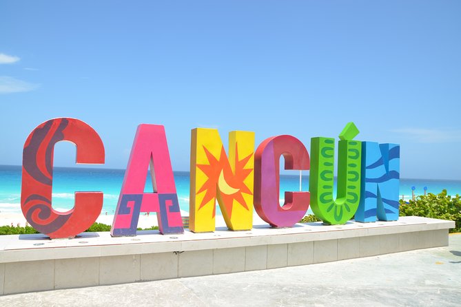 Hop-on Hop-off City Tour Cancun plus Submarine or Bodyboard Experience - Malecón Tajamar and Plaza Las Américas: where the route feels more like a promenade