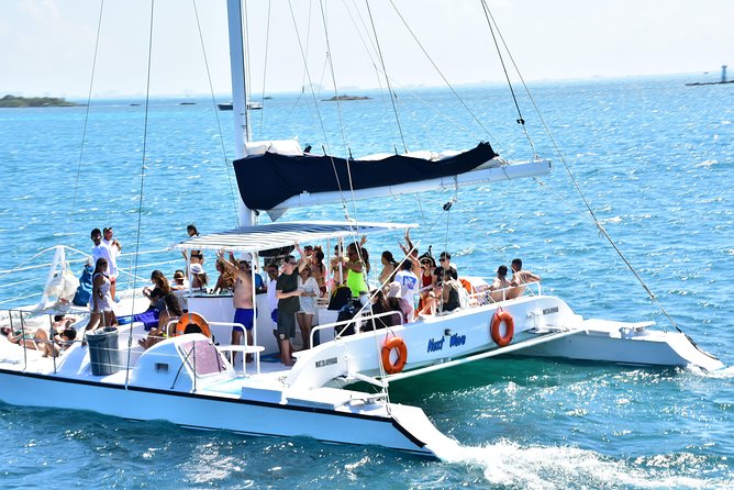 Isla Mujeres Catamaran Adventure All Inclusive from Cancun - Snorkeling at El Meco Reef: the highlight with the clearest limits