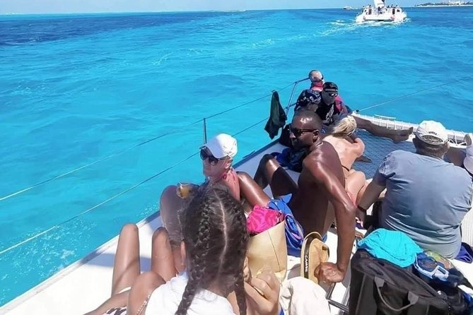 Isla Mujeres Catamaran Adventure All Inclusive from Cancun - Free time on Isla Mujeres: do it your way, not the group’s way