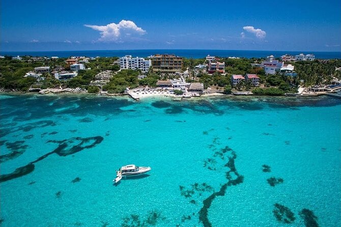 Isla Mujeres Catamaran Luxury Sailing Experience from Puerto Morelos - The cruise vibe: friendly crew, but check the noise and space