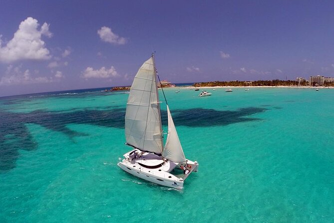 Isla Mujeres Catamaran, Open Bar & Optional Buffet and pick up - Getting to Marina Las Perlas, and Why It Sets the Tone
