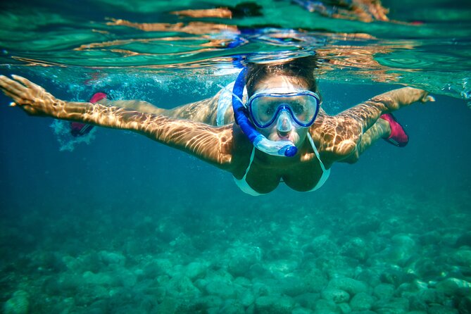 Isla Mujeres Catamaran Sailing Experience with Lunch & Open Bar - Isla Mujeres by Catamaran: Why This One Works