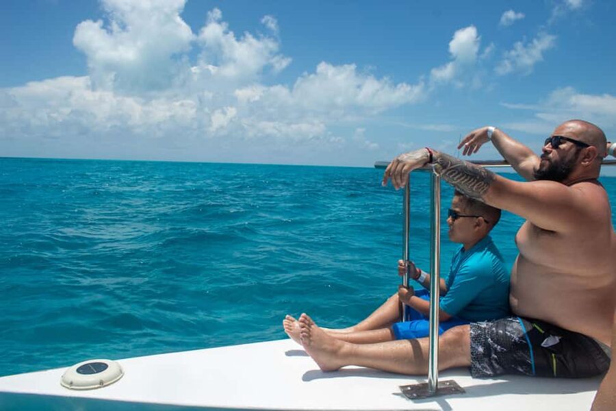 Isla Mujeres Catamaran, Snorkel & Buffet Lunch - Snorkeling the coral reef in 45 minutes: make it count