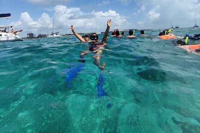 Isla Mujeres Catamaran Tour from Cancun with snorkel and Open Bar - Accessibility and Group Vibe: Good for Families, Good for Social Days