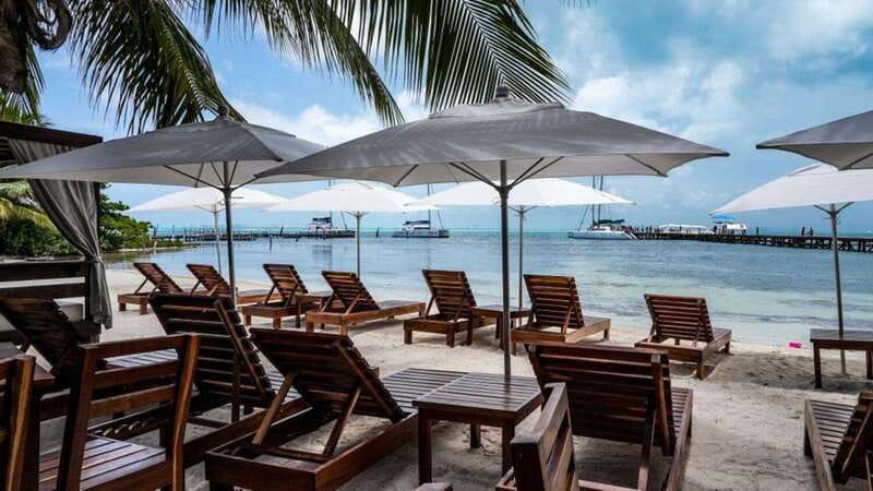Isla Mujeres: Catamaran with Open Bar, Snorkeling and Lunch - Renting golf carts: the best way to see more in less time