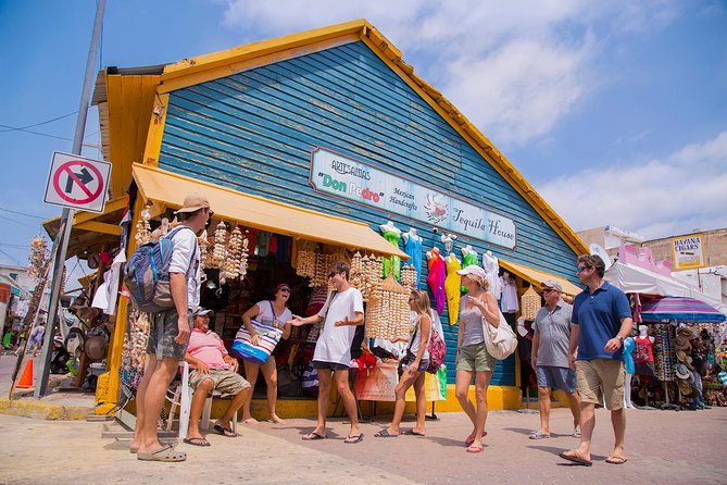 Isla Mujeres Luxury Sailing: Adults Only or Family Friendly - Isla Mujeres Free Time: The Best Part for Most People