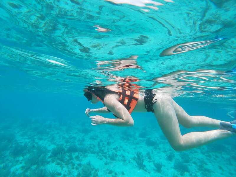 Isla Mujeres: Snorkeling Adventure at the Underwater Museum - Lunch, snacks, and Caribbean chill time