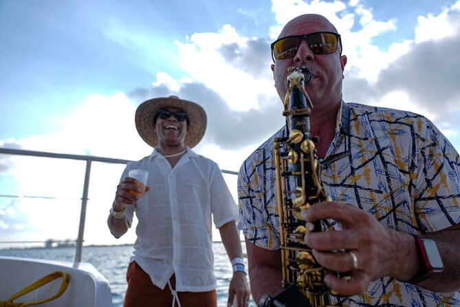 Isla Mujeres Sunset Cruise and Tour from Cancun - Boat Ride Energy: Drinks, Music, and Feeling Safe