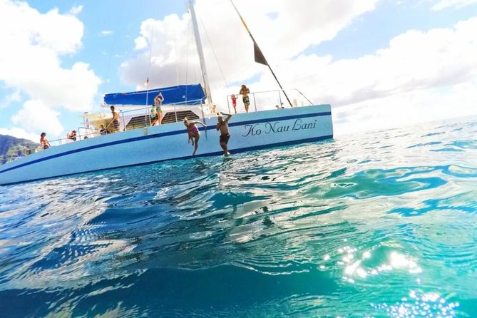 Isla Mujeres tour in a Catamaran with snorkel, open bar, lunch - Cancun to Isla Mujeres by catamaran: the ride sets the mood