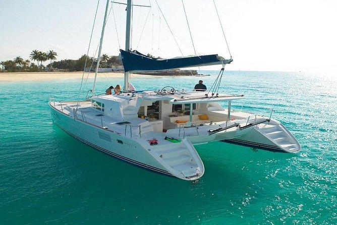 Isla Mujeres tour in a Catamaran with snorkel, open bar, lunch - Spinnaker flying: a real thrill, but it’s weather dependent