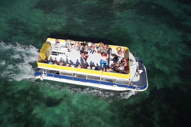 Isla Mujeres Unlimited! enjoyable party with transportation - A Catamaran Party Day Around Isla Mujeres