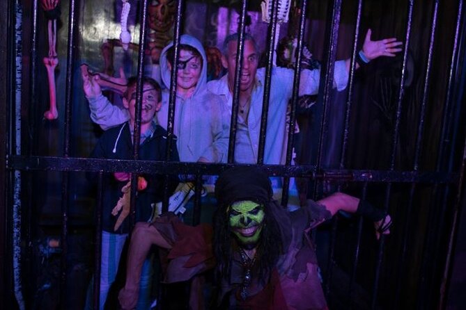 Jolly Roger Pirate Show and Dinner in Cancun - Best-fit families and couples, plus who may not love it