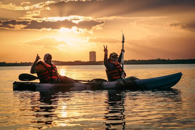 Kayak Adventure in Cancun - Why Laguna Nichupté is the real Cancun