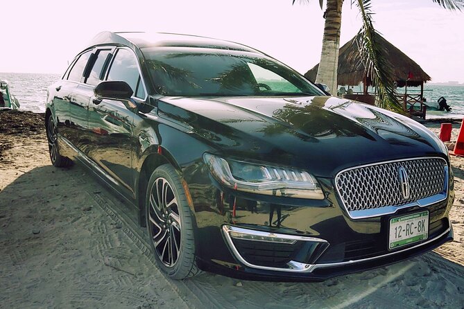 Lincoln Strecth Limousine with Wi Fi on board - Staying Connected and Getting Updates From the Company Team