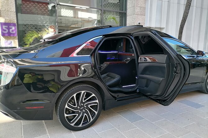 Lincoln Strecth Limousine with Wi Fi on board - Airport Reality Check, Scams, and How to Keep It Simple