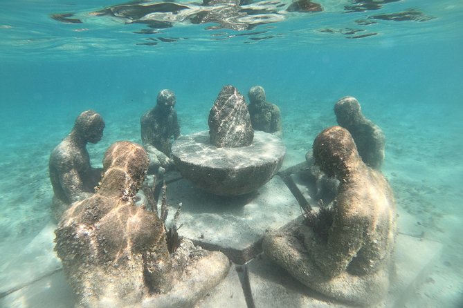 Live the experience of driving an Speedboat & Snorkel in CANCUN - Meeting point and pickup in Cancun’s Hotel Zone