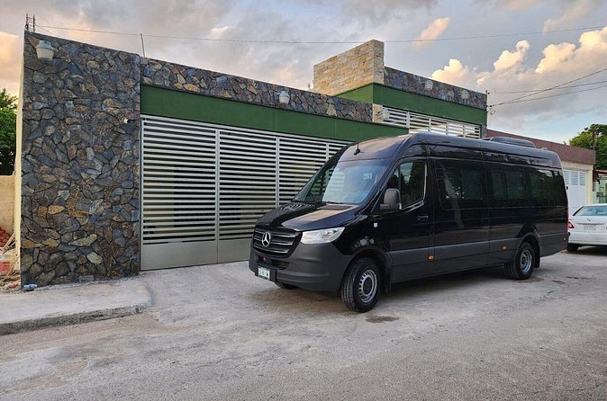 Luxury Airport Transfer: Cancun, Tulum, Playa del Carmen One-Way - One Not-So-Great Moment in the Reviews, and How You Protect Yourself