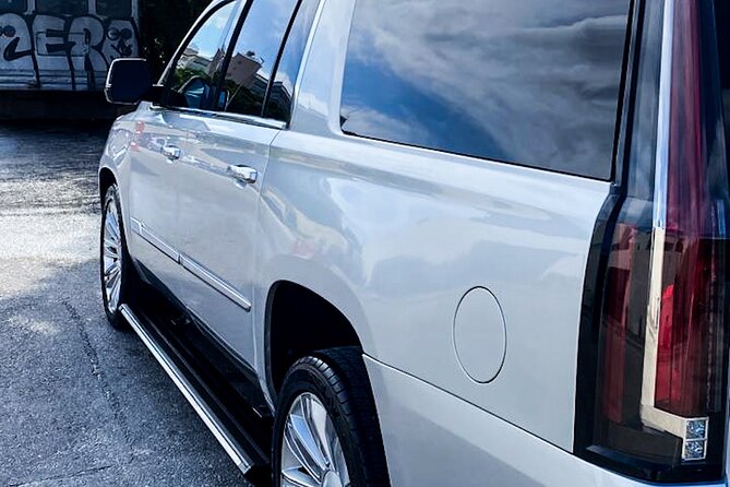 Luxury one way Cancun transfer from Cancun airport - Who This Transfer Fits Best
