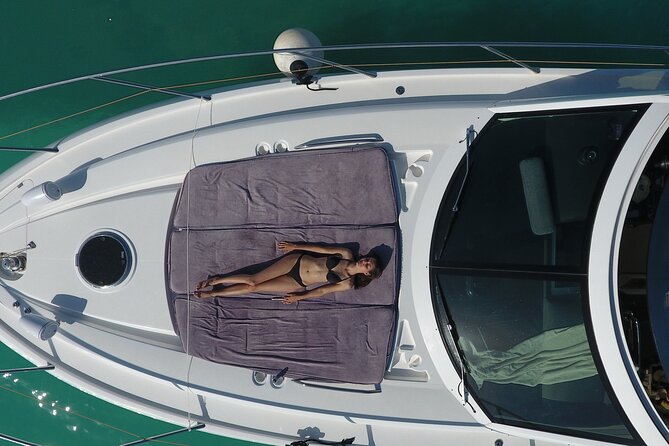 Luxury Sunseeker 50 - 6 hs Cancun - Isla Mujeres (MagicSea-SS) - Price and value for a group day