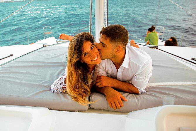 Luxury Sunset Sailing Cruise in Cancun with Light Dinner and Open Bar - Light Dinner Reality Check: What You Get With the Charcuterie Style Menu