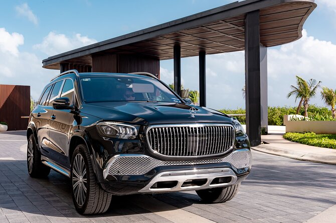 Luxury Transfers in a Mercedes Maybach GLS 600 - Mercedes Maybach GLS 600: what you’re really paying for
