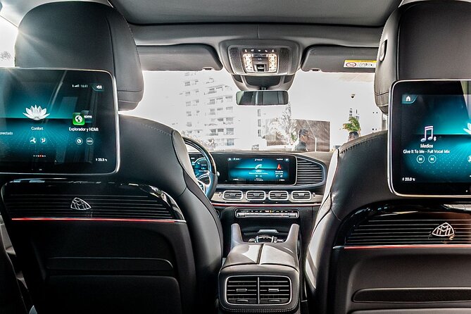 Luxury Transfers in a Mercedes Maybach GLS 600 - Terminal-specific instructions at Cancun International: exact moves to make