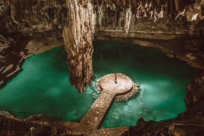 Majestic Chichén Itzá, Cenote Suytun, & Cenote Ikkil Journey - Chichén Itzá, guided for meaning plus time for your own photos