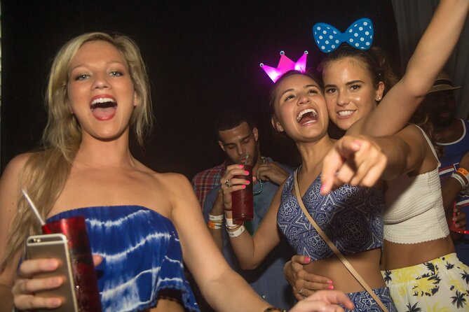 Mandala Cancun NightClub - Drink choices and avoiding the bar-cash hassle
