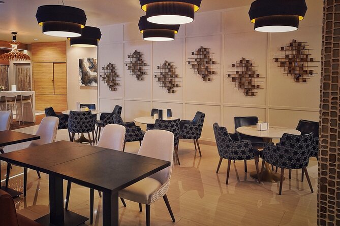 Mera VIP Lounge at Cancun International Airport - Smoking Areas and Other Small But Important Details