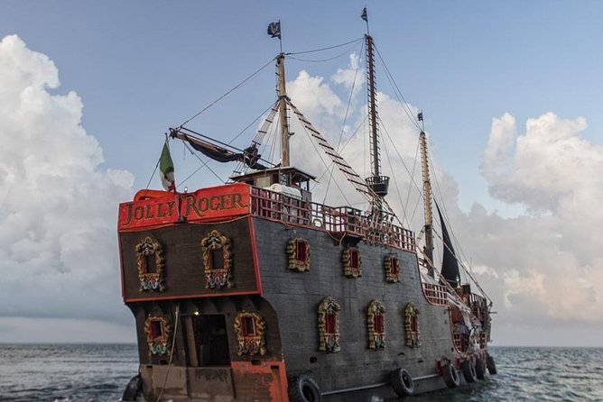 Night Pirate Show in Cancun aboard a Pirate Ship Lobster Dinner - Who Should Book This Pirate Lobster Cruise in Cancun?