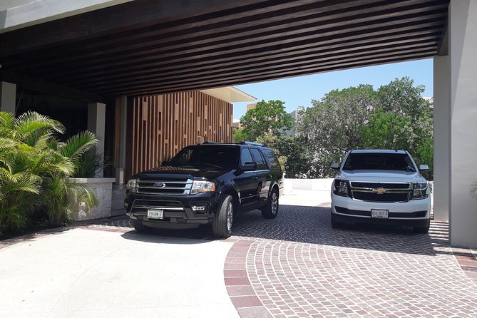 One-way Airport Transfer to Cancun or Playa del Carmen - What you get inside the SUV: Wi-Fi, Bluetooth Spotify, and drinks