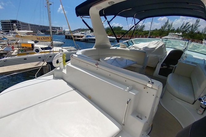 Playa Mujeres rent a Yacht 4hrs with Food and drinks aboard CA55 - Food, drinks, and what “included” actually means at sea